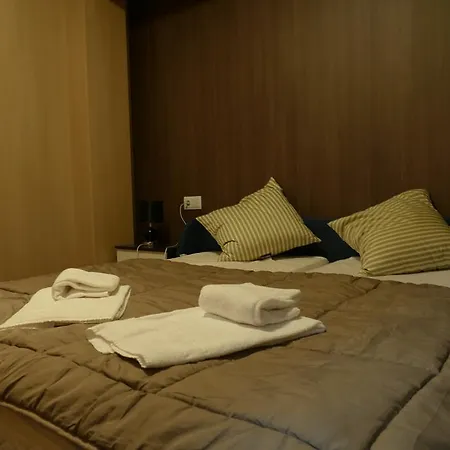 P&c Montreal Apartment *